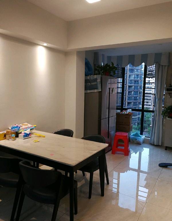 洛杉矶城 2室 首付 32万 